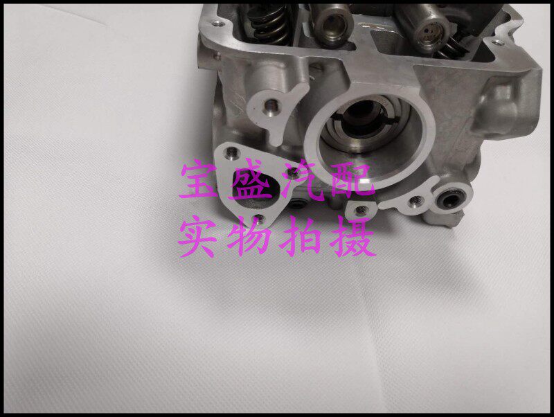 适用长丰猎豹飞腾东风风行菱智陆风2.0L三菱4G94发动机气缸盖总成