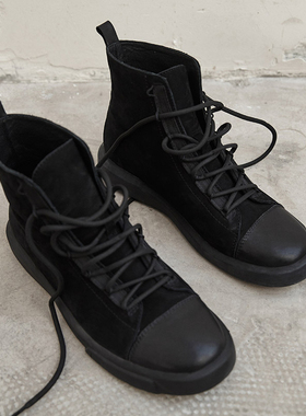 欧洲站休闲鞋原创设计2022春季新款黑色平底绑带式短靴女式马丁靴