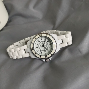 高级感冷淡风简约时尚 陶瓷手表女款 学生ins小众设计轻奢石英女表