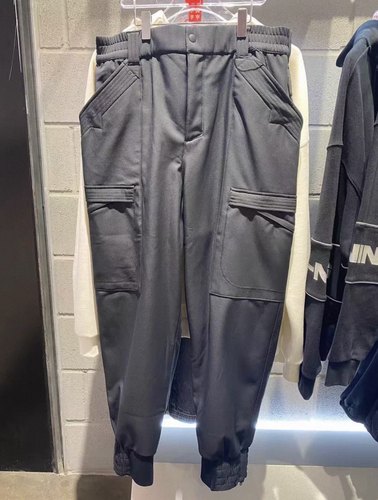 中国李宁x成龙联名功夫