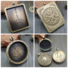 微型唐卡嘎乌外壳盒子纯铜立体浮雕作旧扎卡加高噶乌藏传朱砂吊坠