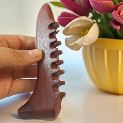 吴忠良红檀木升阳铲双排齿疏通经络点穴拨筋铲筋擀筋一体多功能