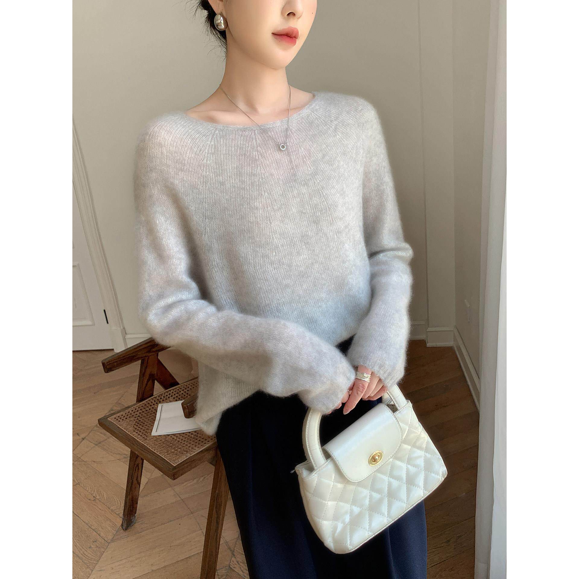 康宝莱纱线~25%桑蚕丝75%山羊绒针织上衣女圆领无缝宽松慵懒毛衣