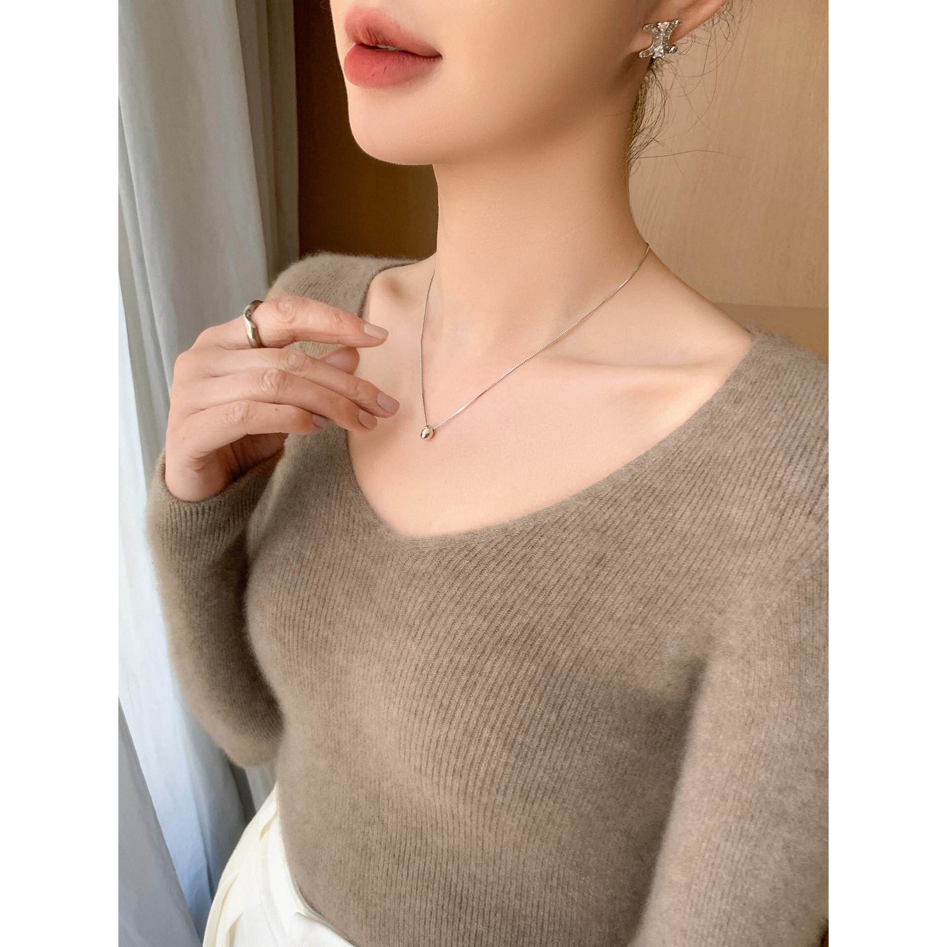 无缝一体~紧身v领纯色山羊绒衫女修身内搭毛衣针织羊毛打底衫秋冬