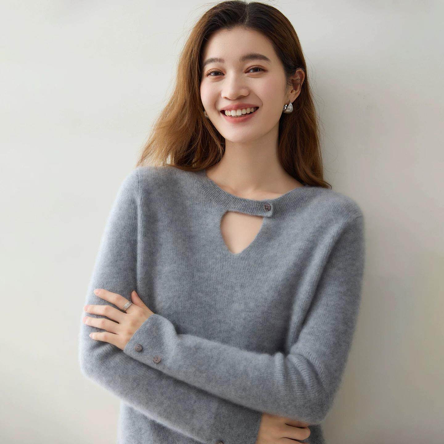 设计感领口镂空山羊绒衫女秋冬新款羊毛打底上衣宽松时尚长袖毛衣