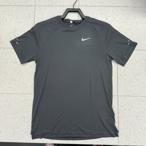 Nike/耐克 STRIDE 男子速干透气运动跑步休闲短袖T恤 HV2208-010