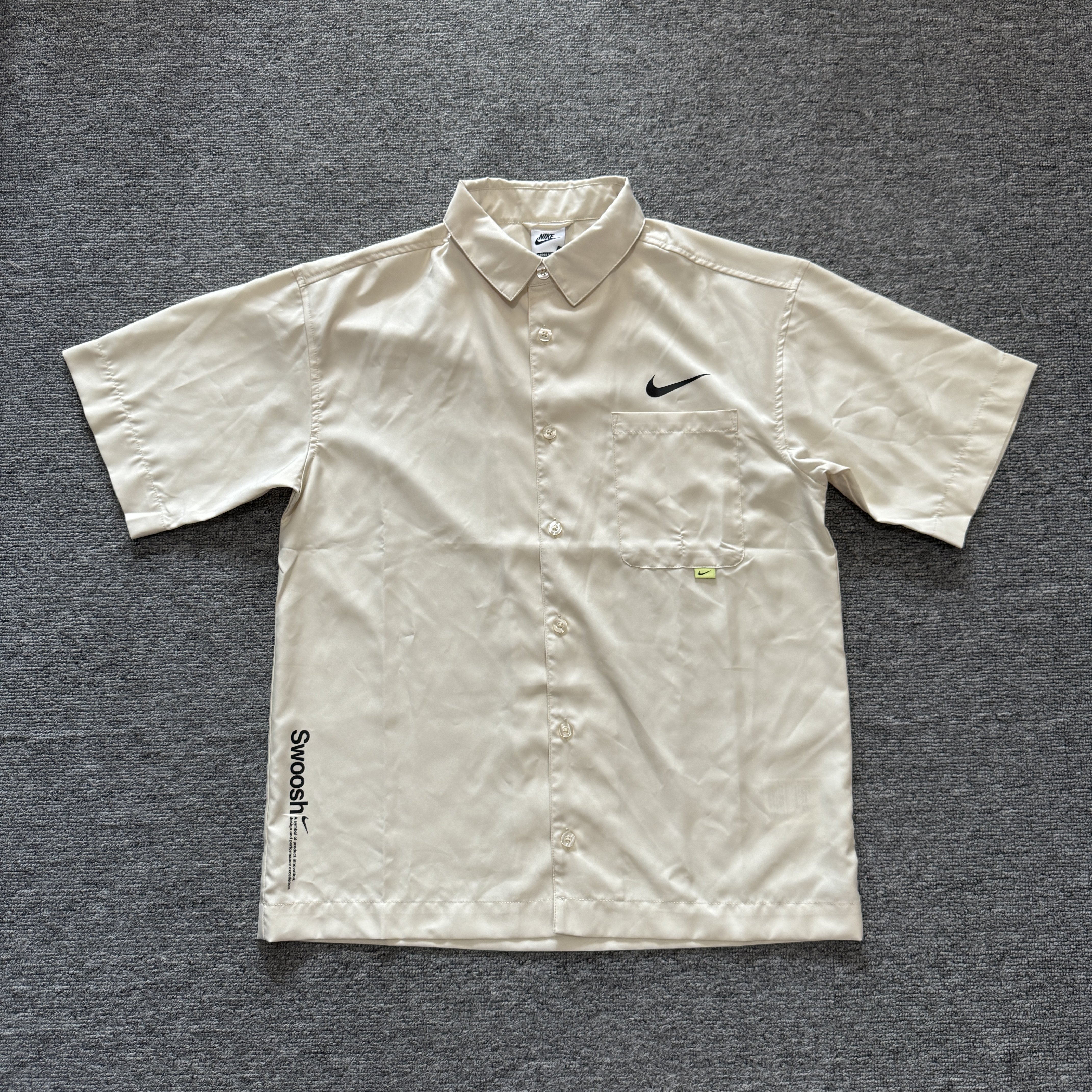Nike/耐克 SWOOSH 夏季男子运动休闲潮流口袋衬衫短袖T恤 DX6308