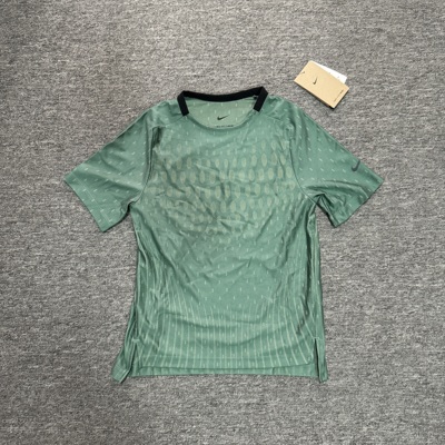 Nike/耐克 ADV 男女儿童薄款速干透气运动休闲短袖T恤FJ6815-361