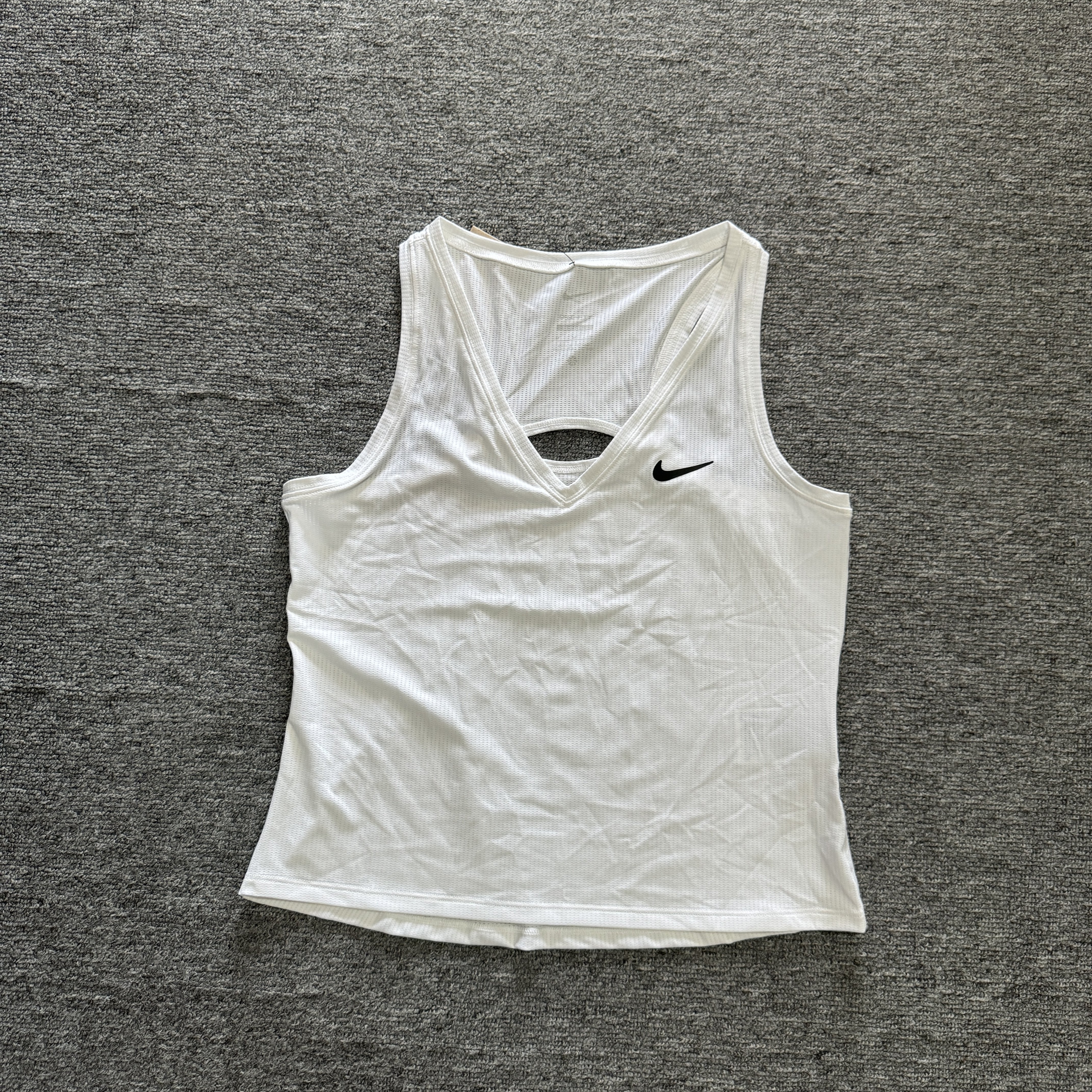 Nike/耐克 女子网球背心速干透气跑步健身训练无袖上衣CV4785-100