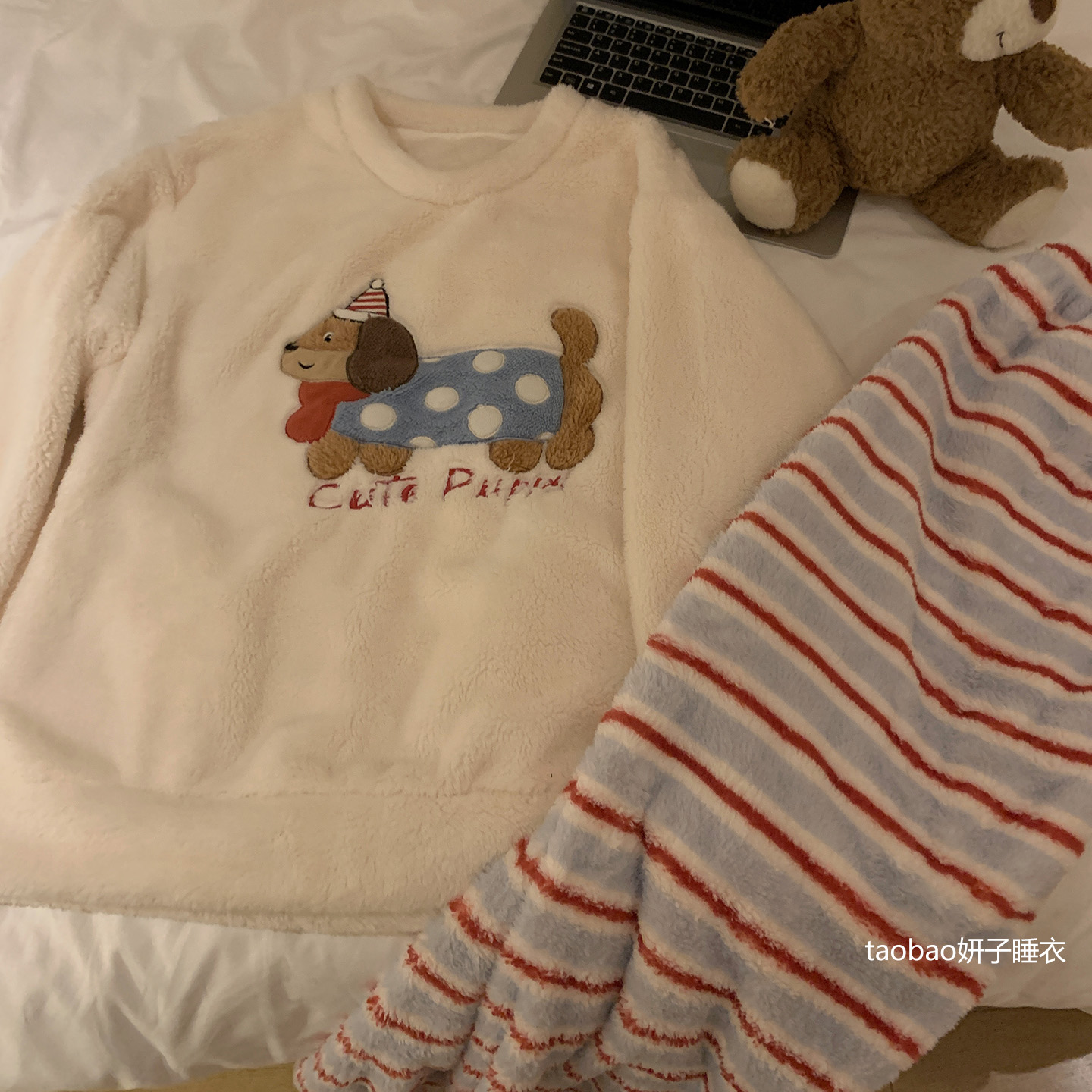 圣诞小狗珊瑚绒睡衣女