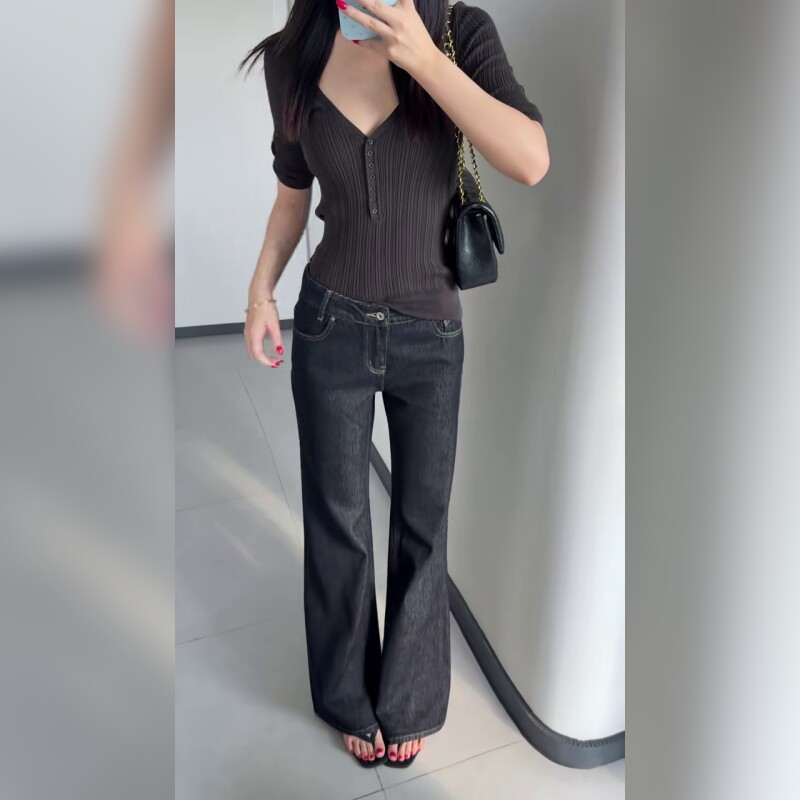 时尚低腰牛仔裤直筒款修身显瘦百搭日常潮流舒适牛仔长裤