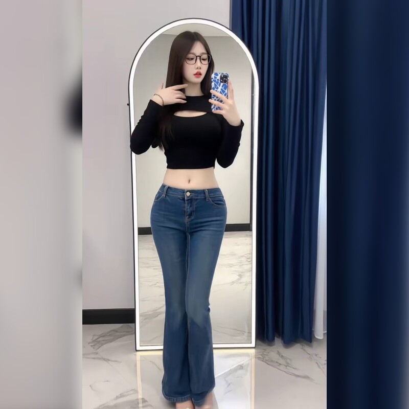 辣妹风低腰蓝色牛仔裤女修身显瘦提臀微喇叭马蹄裤