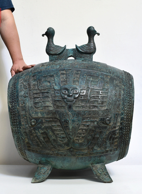 青铜器神人纹双凤鼓仿古乐器