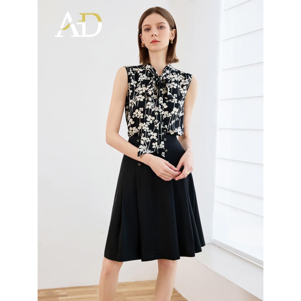 AD高级感气质通勤两件套女2025新款夏季黑白碎花无袖衬衫减龄套装