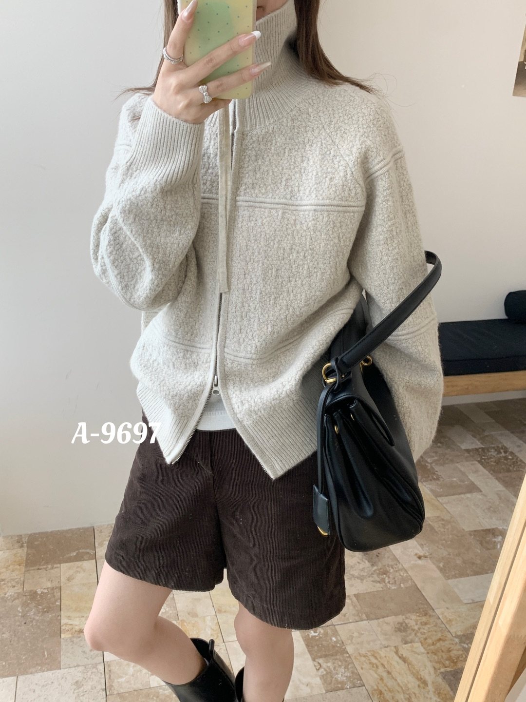 秋冬新款女韩版宽松时尚纯色立领针织开衫百搭休闲保暖毛衣外套潮