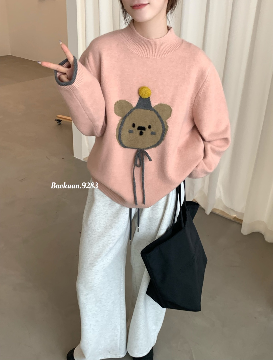 秋冬新款女韩版宽松学生卡通针织衫百搭休闲保暖套头打底毛衣外套