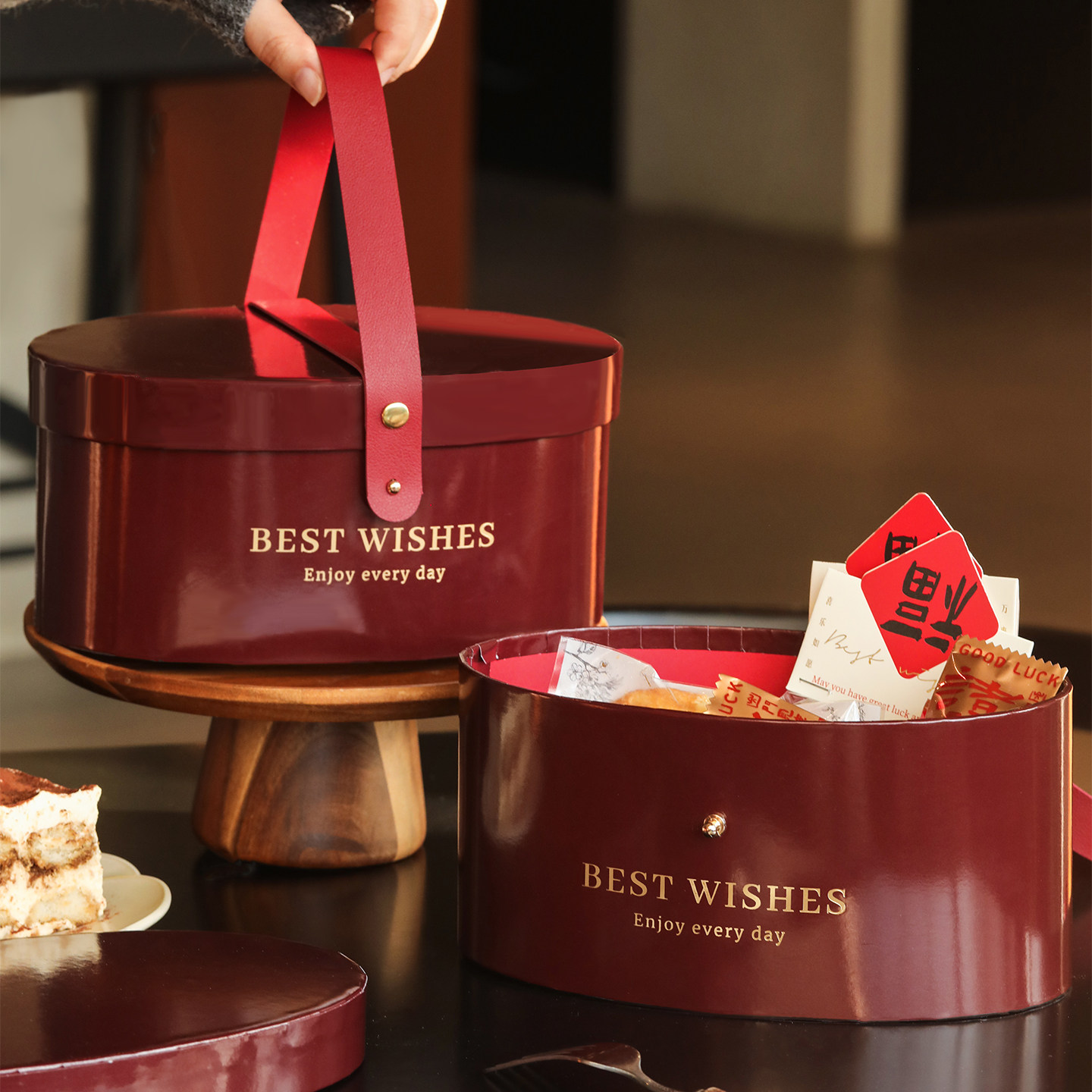 2026新年礼盒红色椭圆空盒子雪花酥包装盒糖果烘焙过年高档礼品盒,厨房/烹饪用具,点心包装盒/包装袋,淘宝优惠券,粉丝福利购,淘宝优惠卷