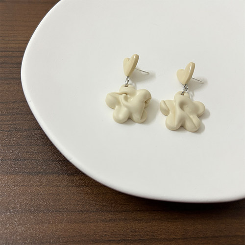 FEN纯手作褶皱花朵耳环