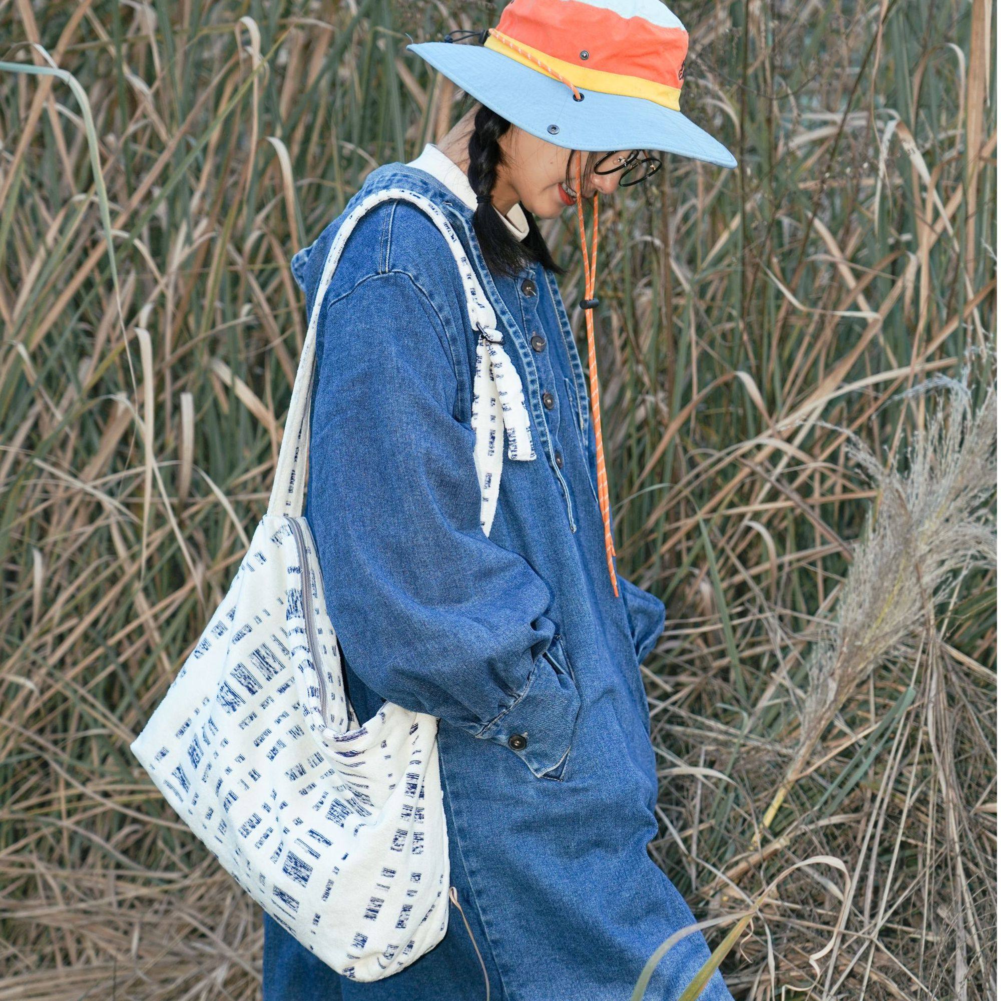 无则艺【绒布宽肩带】白墨条纹这家布包很艺术原创印花多用男女通,箱包皮具/热销女包/男包,单肩包,淘宝优惠券,粉丝福利购,淘宝优惠卷