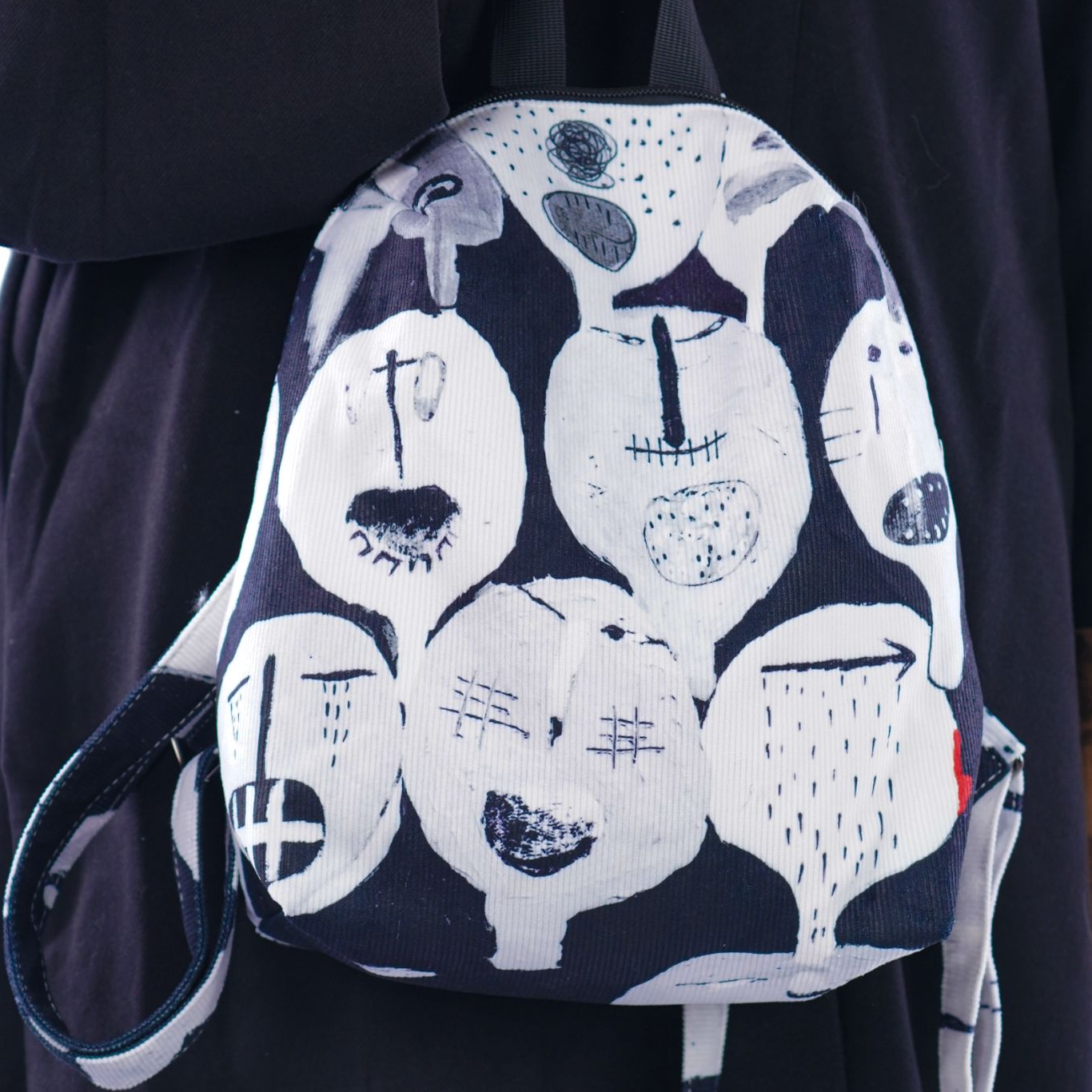 无则艺【mini双肩包】黑白相中性简约休闲潮流学生个性成人款双肩,箱包皮具/热销女包/男包,单肩包,淘宝优惠券,粉丝福利购,淘宝优惠卷