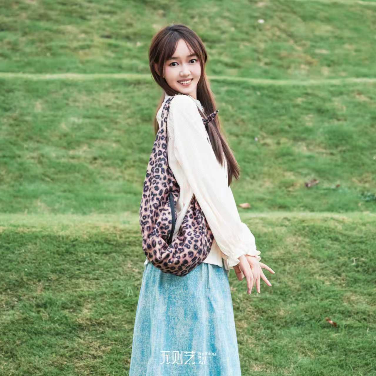 无则艺【小包袱包】棕豹时尚百搭小众学生单肩包潮流印花女士休闲