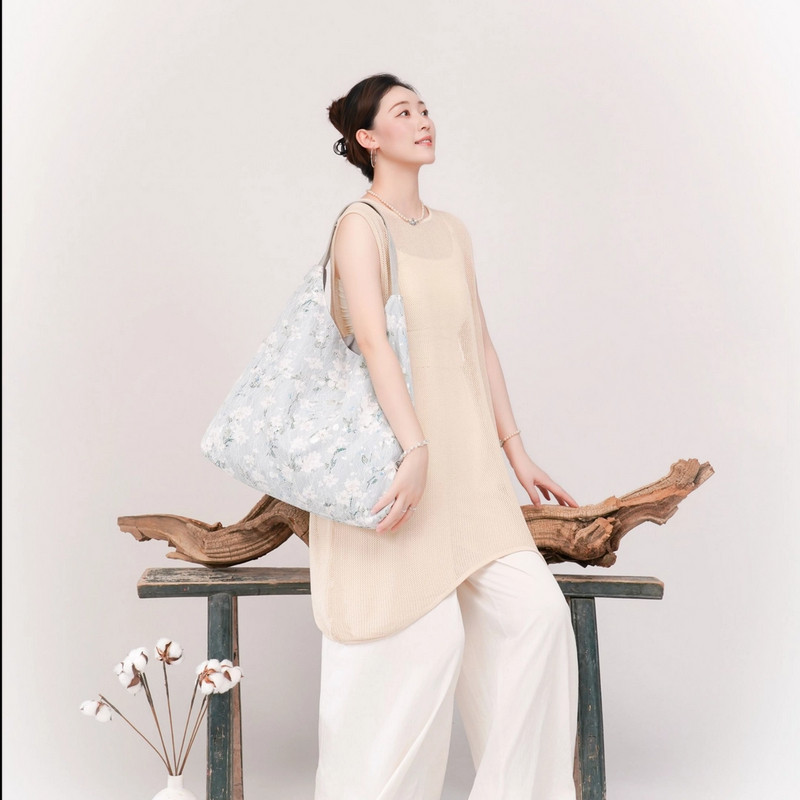 无则艺【蕾丝月牙包】梨花时尚印花运动休闲环保百搭单肩蕾丝月牙,箱包皮具/热销女包/男包,单肩包,淘宝优惠券,粉丝福利购,淘宝优惠卷