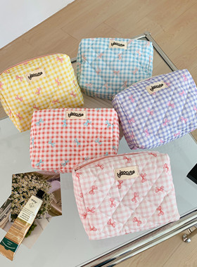 少女高颜值格子蝴蝶结化妆包学生便携可爱护肤品收纳包卡通洗漱包