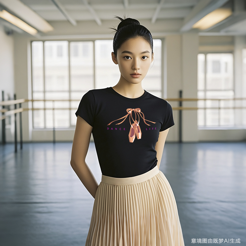 芭蕾足尖鞋印花短袖T恤卫衣