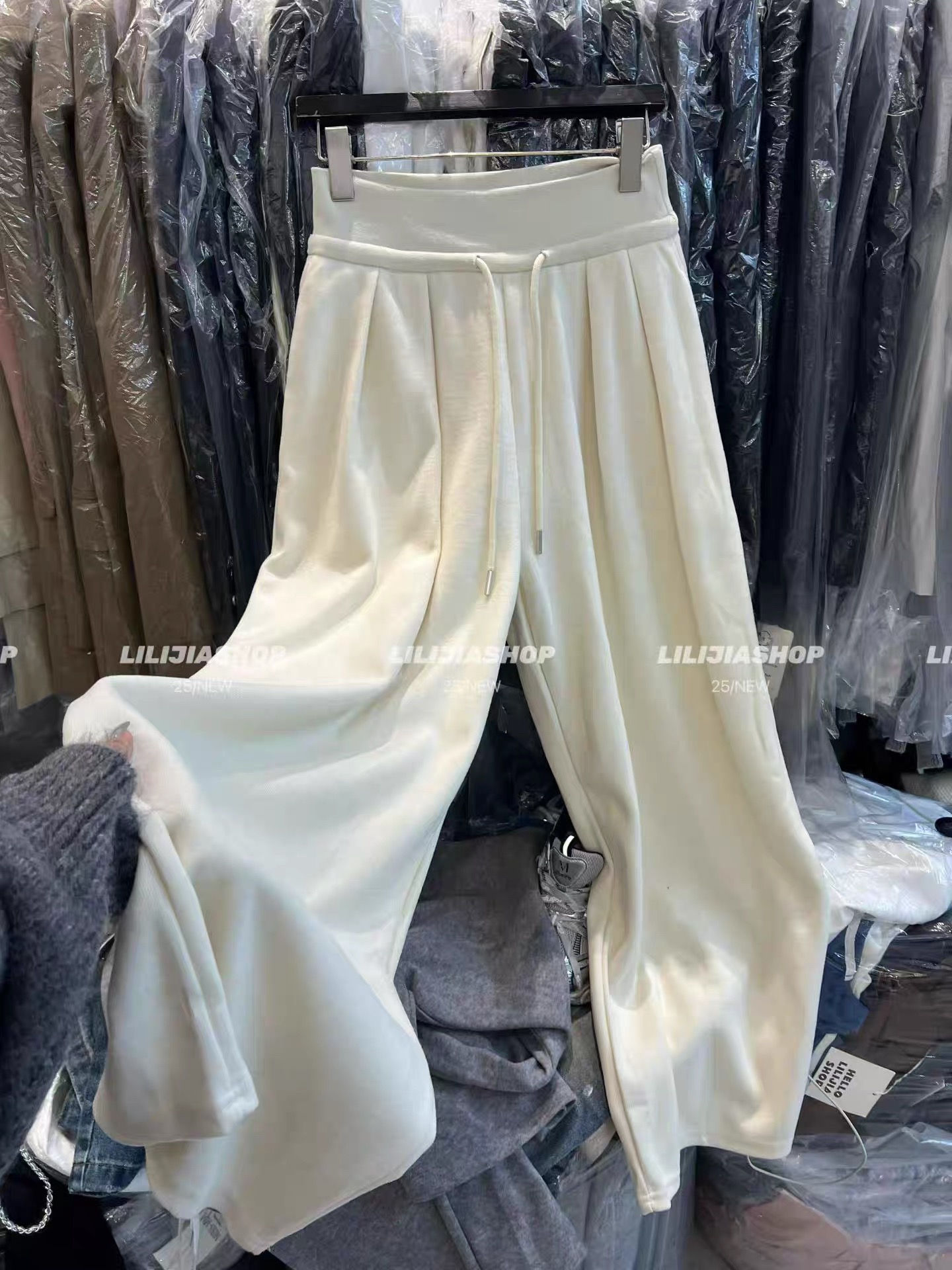 2025秋冬新款韩版时尚百搭显瘦宽松休闲阔腿裤休闲裤女