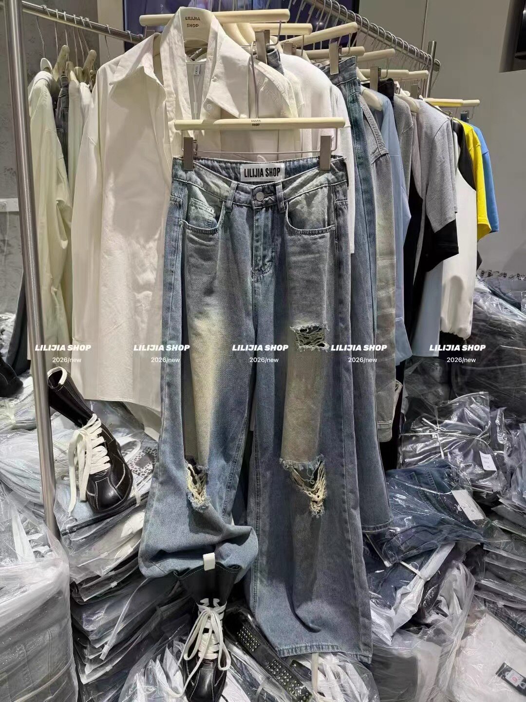 2026新款韩版时尚百搭高腰显瘦直筒破洞阔腿裤女牛仔裤