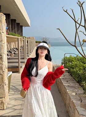 白色吊带连衣裙女夏收腰显瘦度假风无袖气质V领长裙子