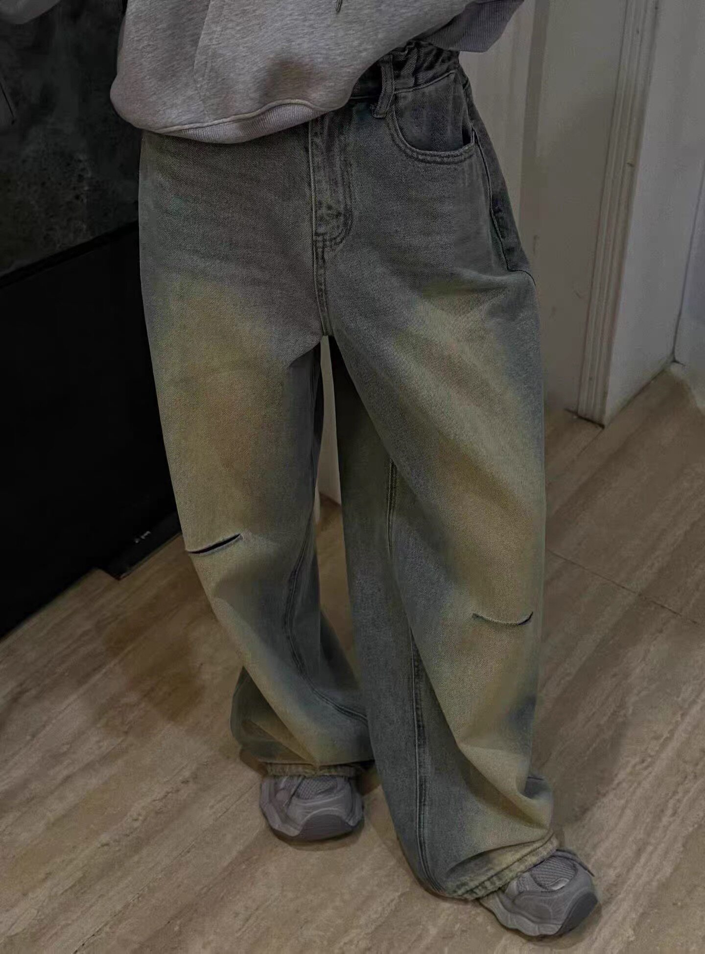 2026春季新款韩版复古水洗做旧割破牛仔裤女宽松阔腿裤