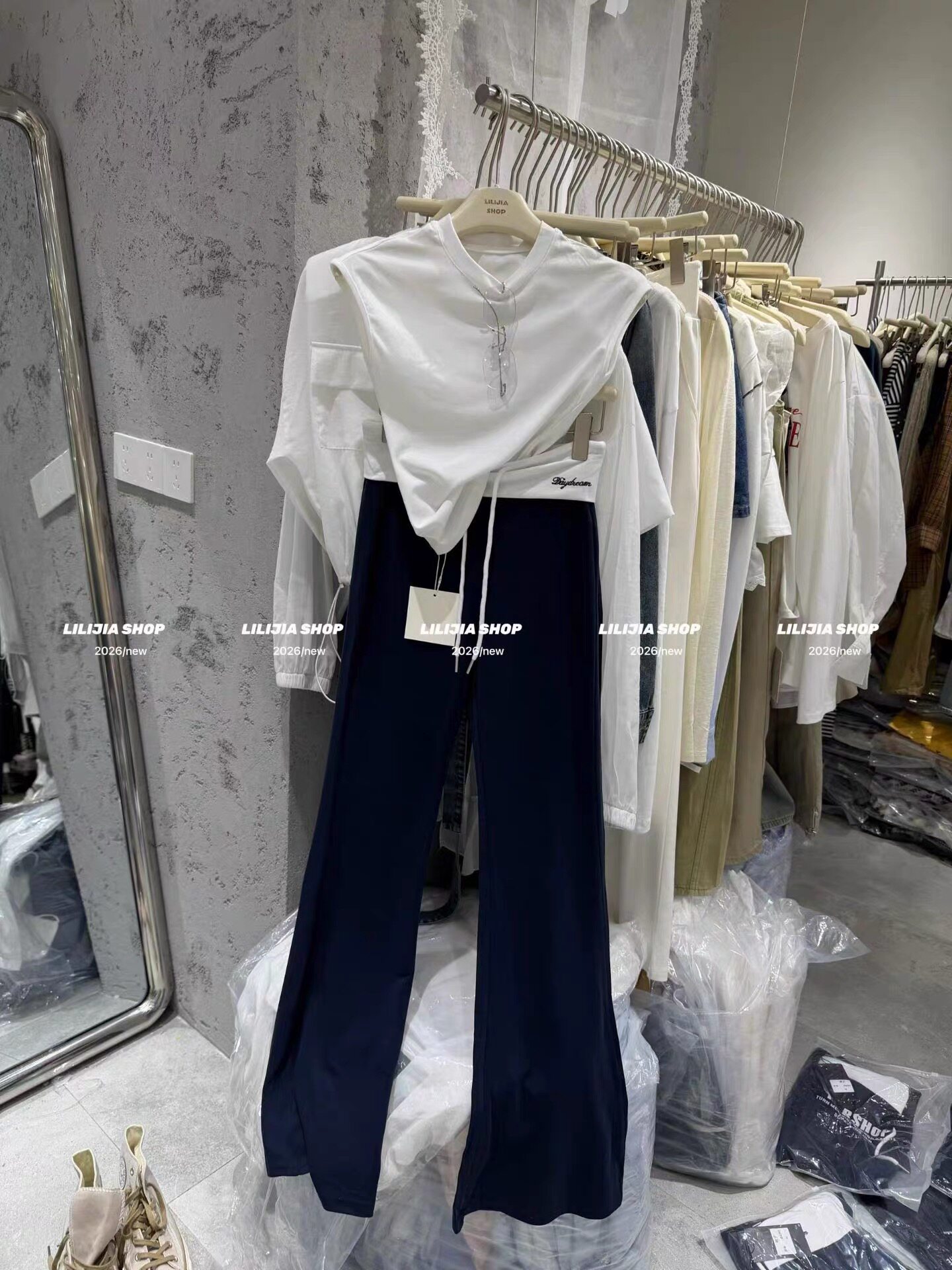 韩版时尚百搭宽松撞色高腰微喇裤女2026夏无袖圆领t恤套装