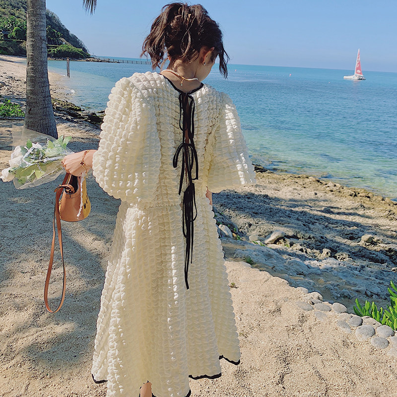 2022夏季新款 泡泡格面料白色黑边连衣裙225-6615-P105（控158）图片