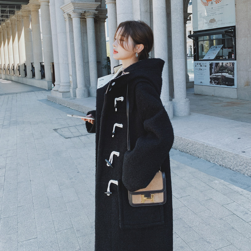 已出2022冬款布拼接牛角扣黑色毛呢大衣225-7028-P195（控278）,女装毛呢外套,浙宝225