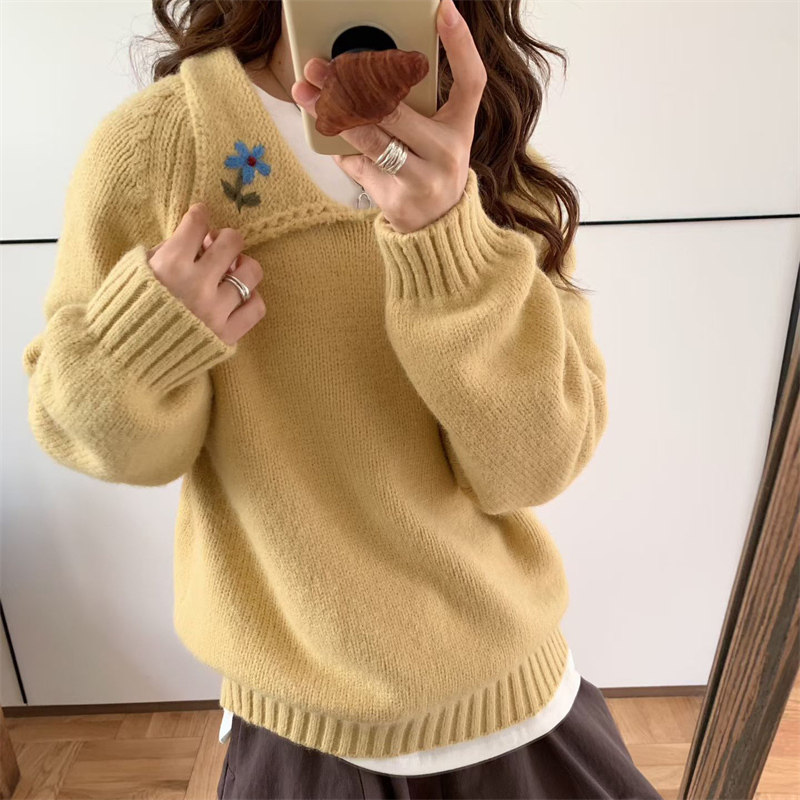 韩系温柔风刺绣花朵翻领套头毛衣女奶黄色宽松外穿针织衫外套