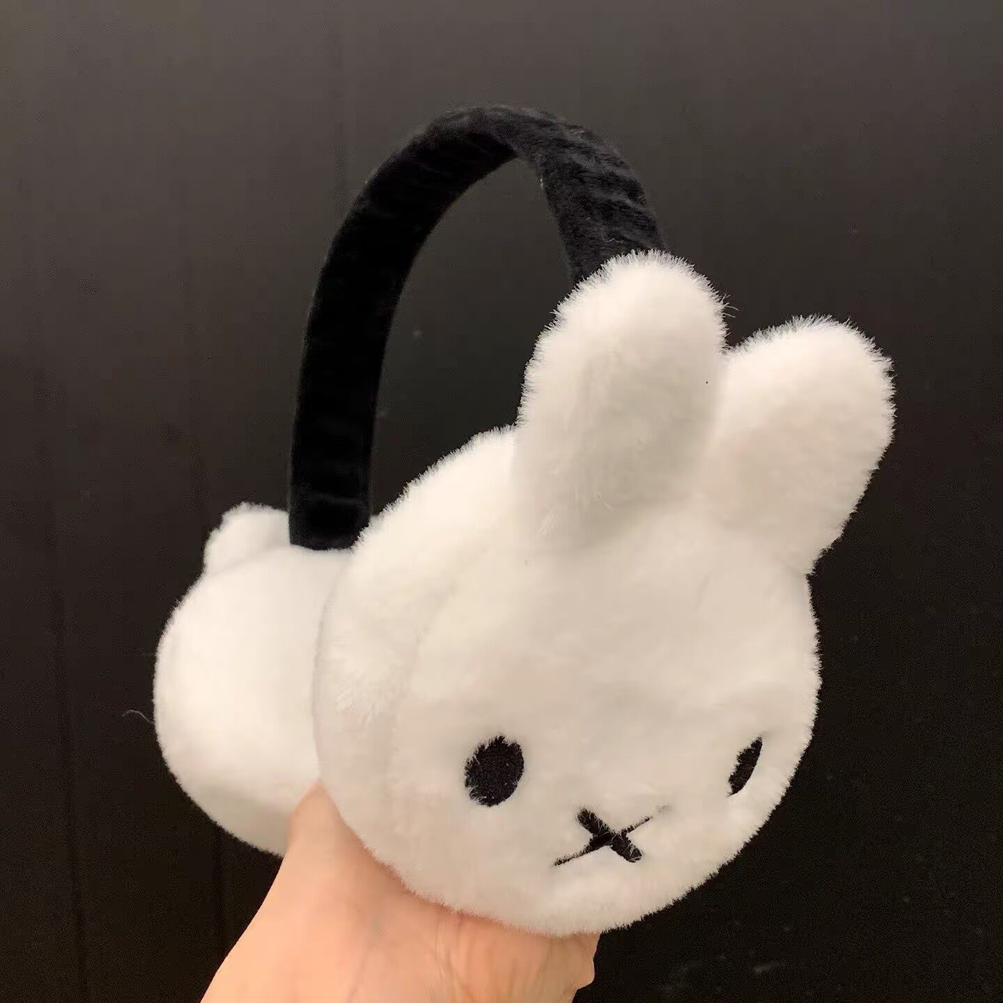 可爱米菲兔毛绒耳罩冬季保暖防寒百搭耳套白色爆款学生高颜值简约
