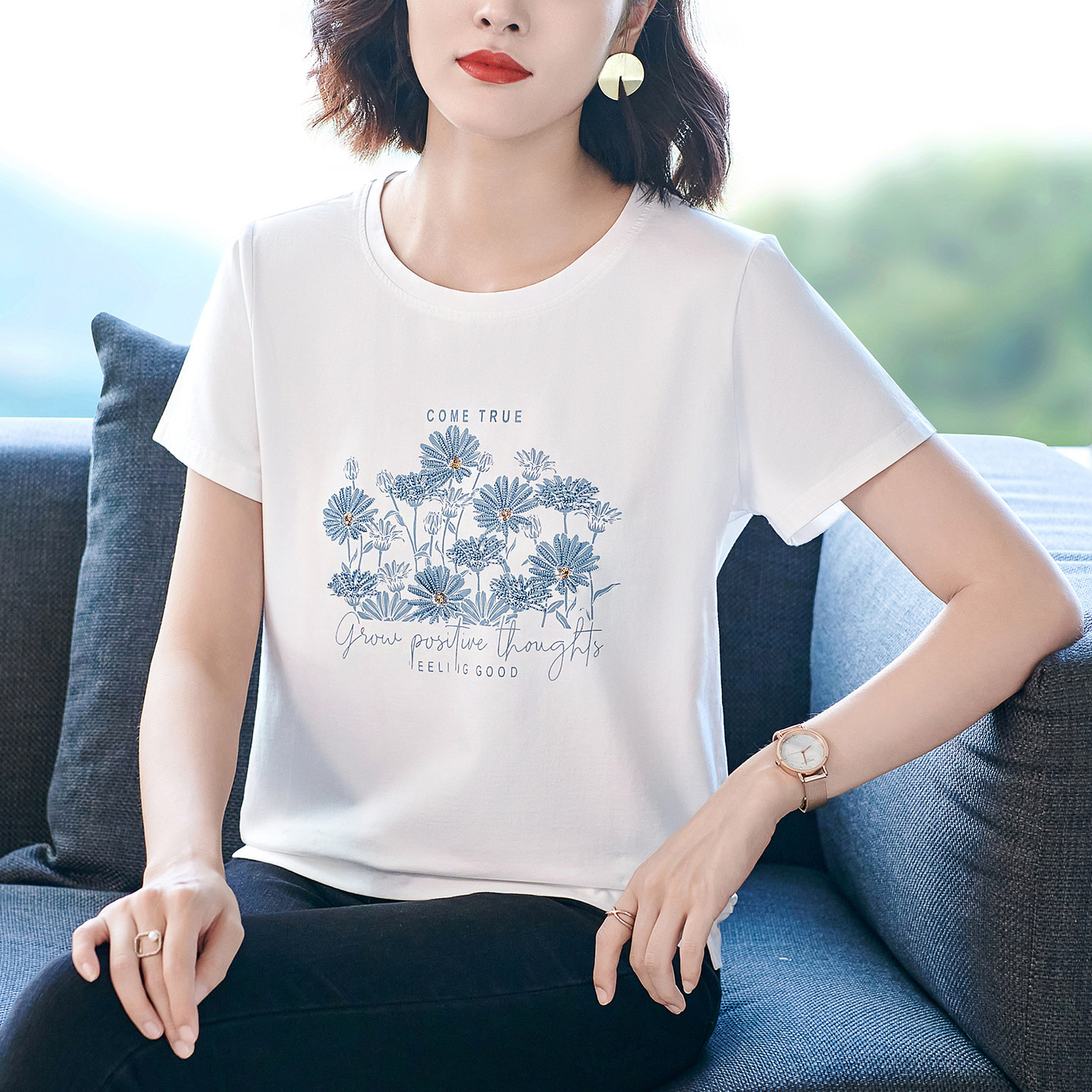 纯棉重工刺绣花t恤女夏新款大码宽松洋气中年妈妈装短袖衬衫体恤