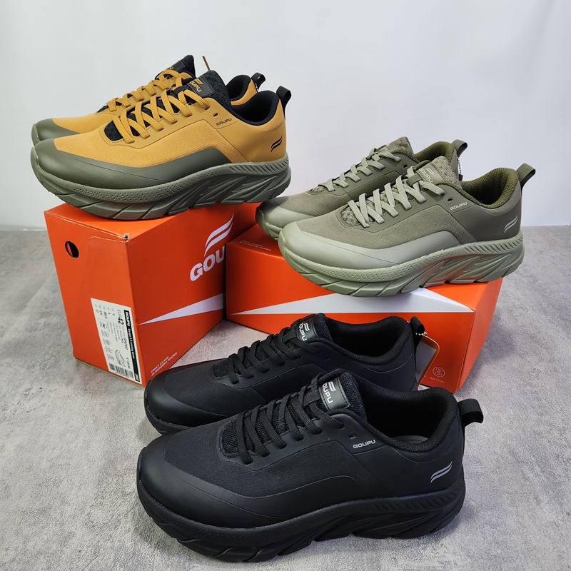 纯黑色宽楦男士户外徒步越野跑鞋