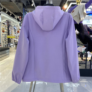 鸿星尔克运动女上衣2023春季 运动防风衣连帽外套12223101299 新款