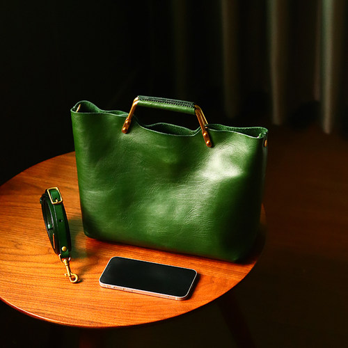 小众文艺复古菜篮子包包女士手工真皮水桶包植鞣牛皮子母包复古风