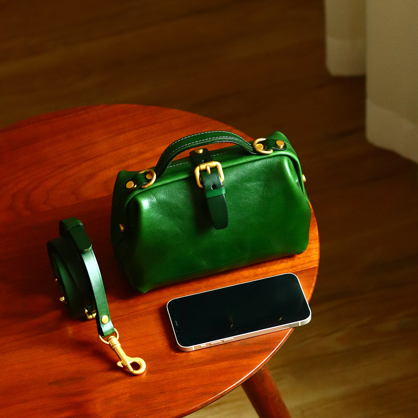 peshawar | 小众新品绿色真皮口金包女士植鞣牛皮手工复古医生包,箱包皮具/热销女包/男包,通用款女包,淘宝优惠券,粉丝福利购,淘宝优惠卷