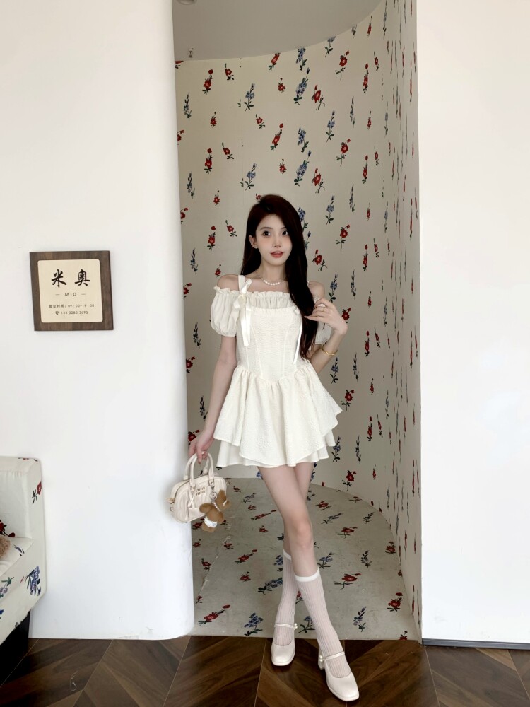 茶歇法式甜美连衣裙夏季温柔风复连衣裙