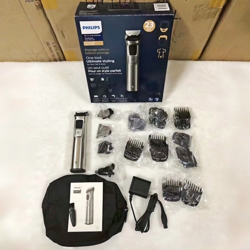 飞利浦多功能电动剃须刀