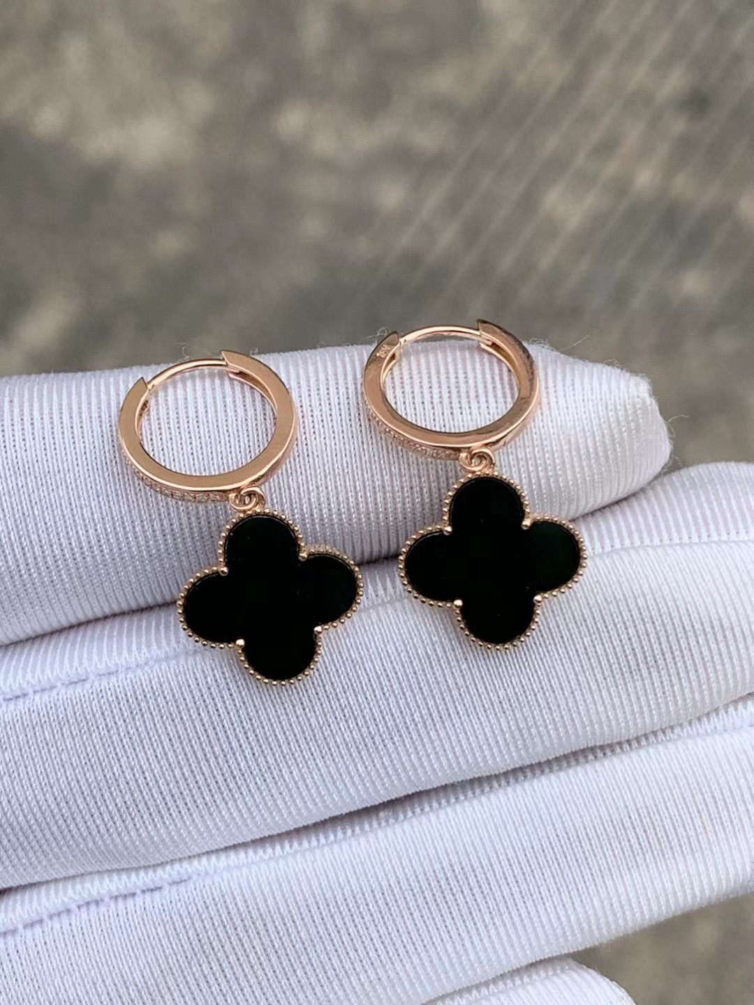 凝墨家天然缅甸翡翠18k玫瑰金镶嵌冰种墨翠四叶草女士耳扣