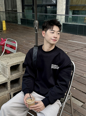 540g黑色加绒圆领卫衣男生春秋季2025新款纯色套头上衣休闲宽松