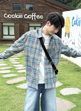 浅蓝色格子衬衫长袖男生春秋季2025新款外套宽松上衣衬衣休闲百搭