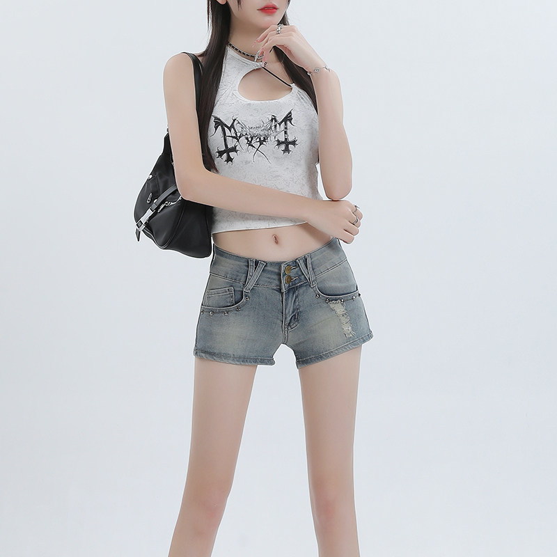 美式铆钉低腰牛仔短裤女2026新款春夏季提臀丰胯显瘦辣妹a字热裤
