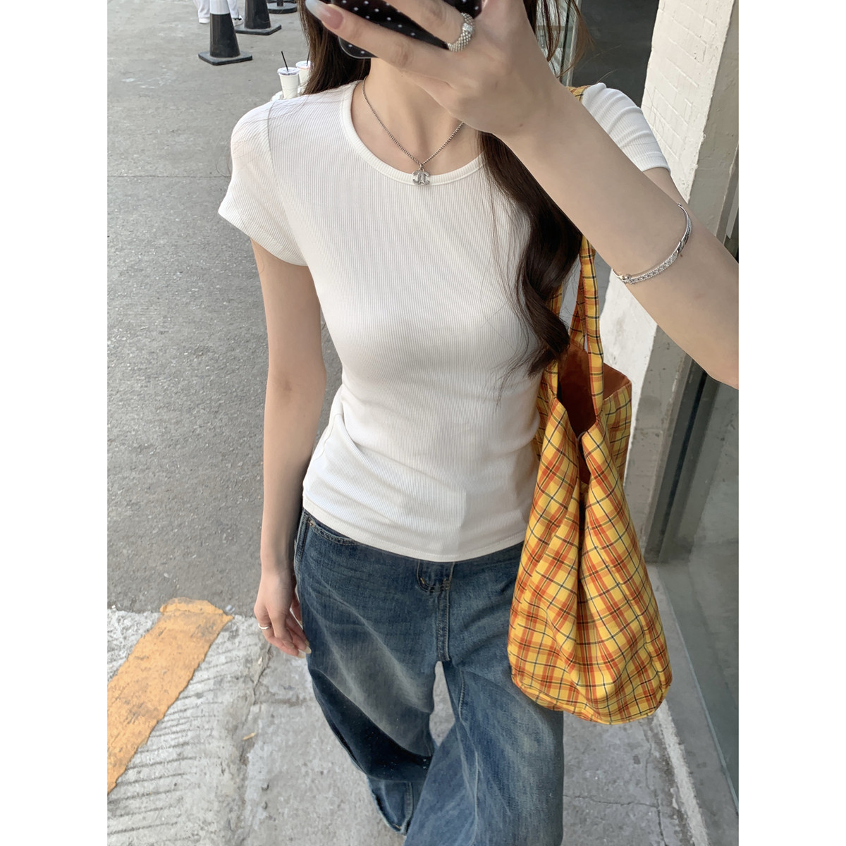 韩版白色圆领短袖修身显瘦T恤女