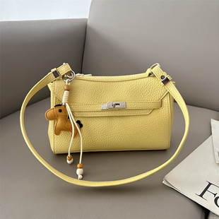 高级感凯莉包女黄色单肩斜挎包百搭通勤小方包2026新款复古腋下包